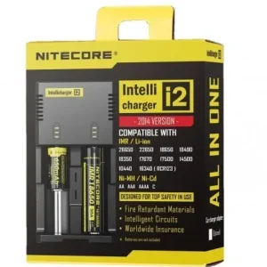 cargador de baterías Intellicharge I2 de Nitecore