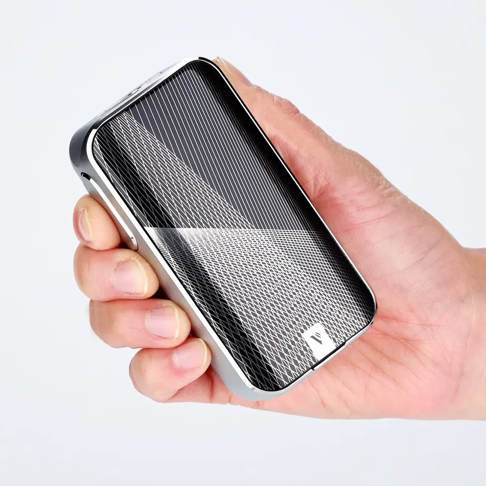 LUXE solo Mod Hasta 220w y pantalla semi tactil de VAPORESSO